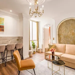 Apartment Merveil - Luxury - Louvre - Rousseau, Paris